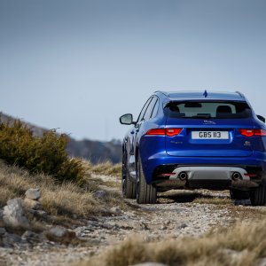 2017-Jaguar-F-Pace-First-Edition-rear-view-off-road1.jpg