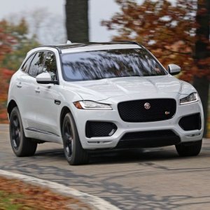 2017-Jaguar-F-Pace-S-102-876x535.jpg