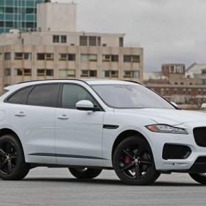 2017-Jaguar-F-Pace-S-124-876x535.jpg