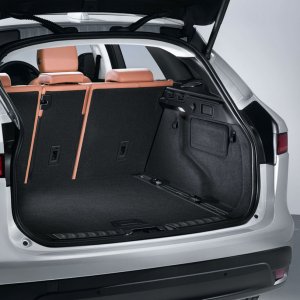 2017-Jaguar-F-Pace-cargo-space.jpg