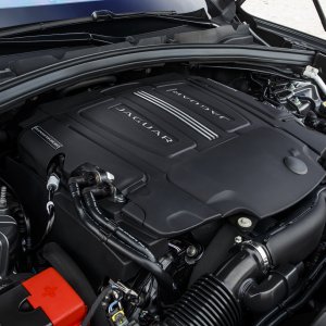 2017-Jaguar-F-Pace-First-Edition-engine.jpg